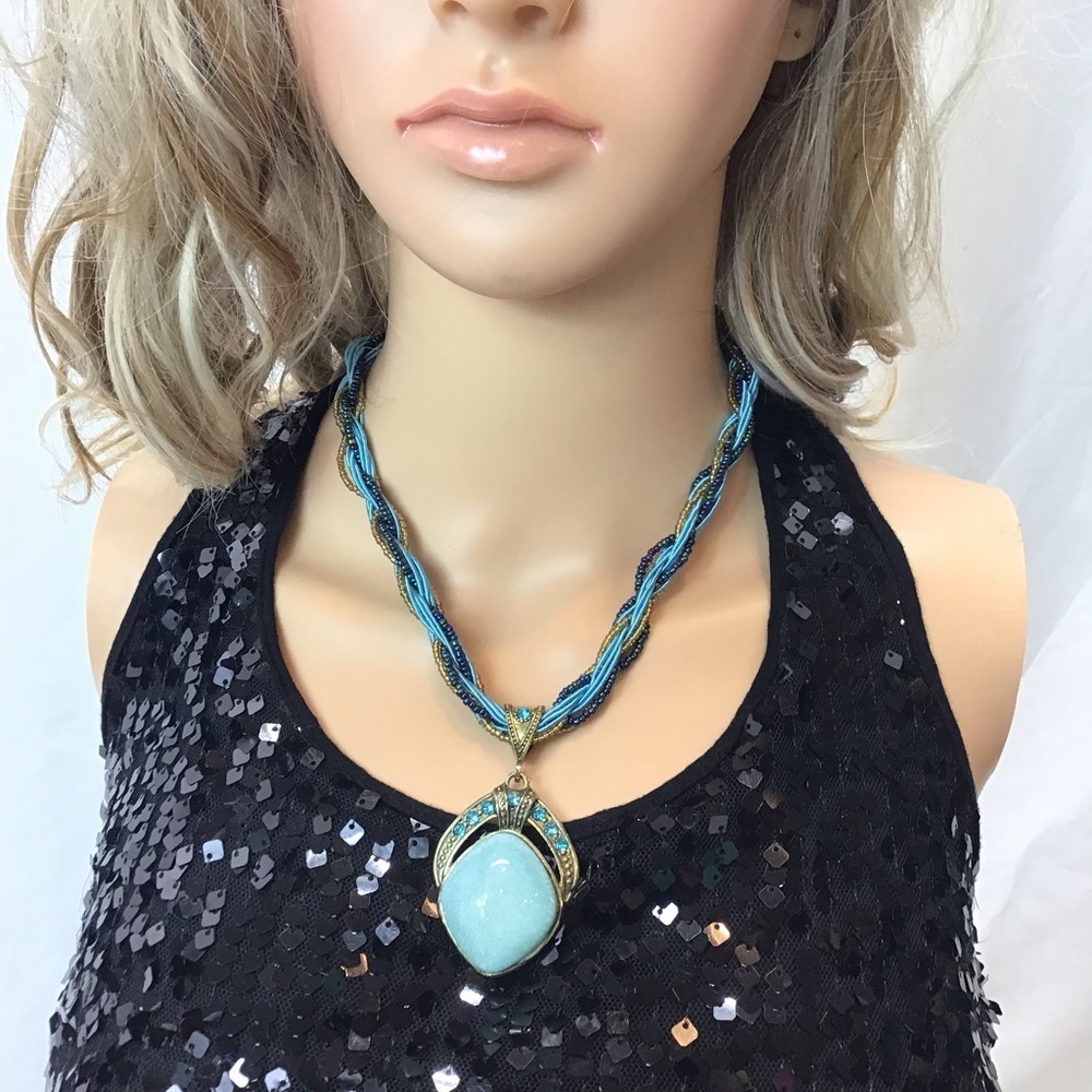 Boho Fashion Beaded Twisted Rope and Faux Turquoise Stone Pendant Necklace